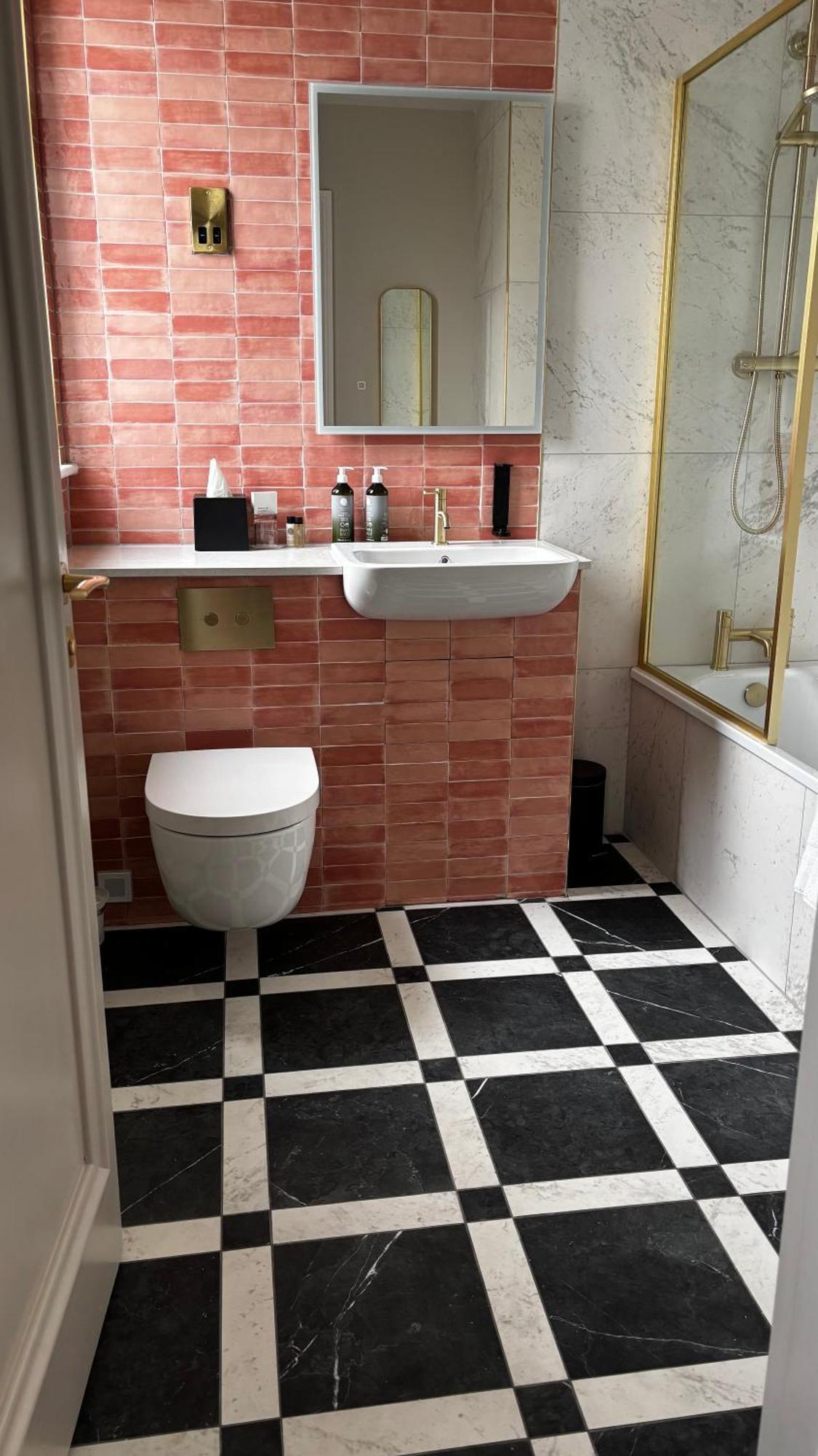 Club House Hotel קילקני מראה חיצוני תמונה
