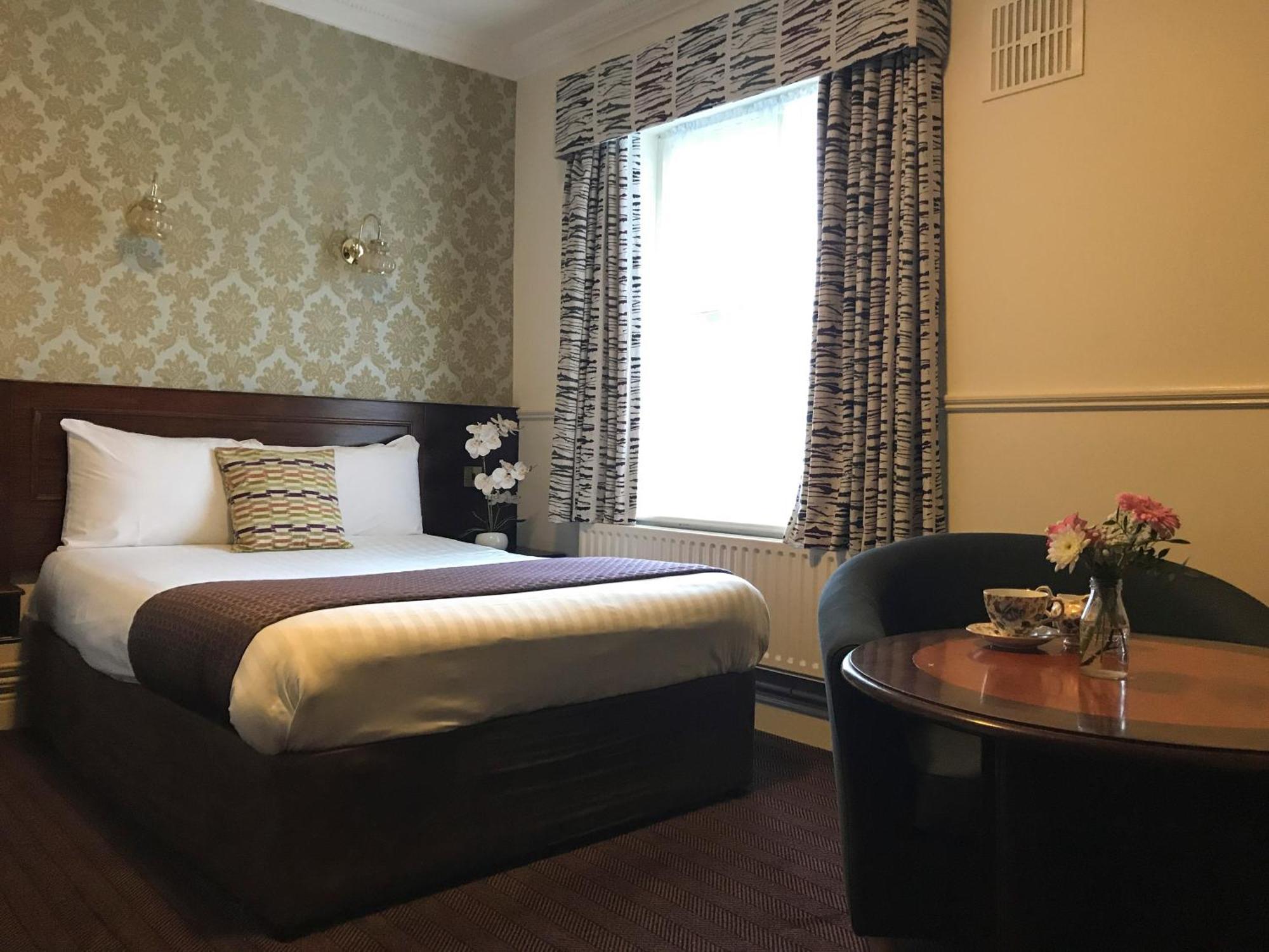 Club House Hotel קילקני מראה חיצוני תמונה