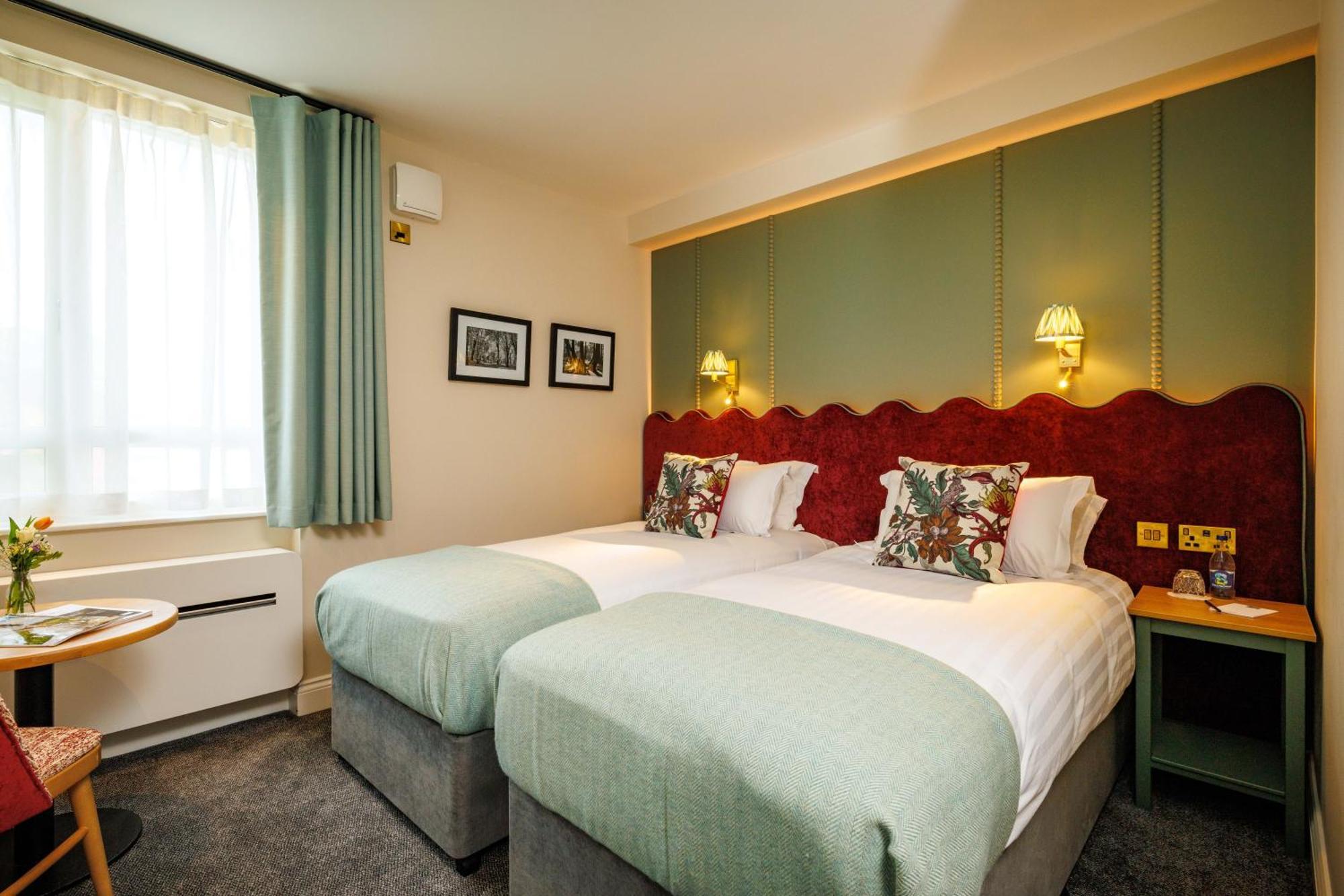 Club House Hotel קילקני מראה חיצוני תמונה